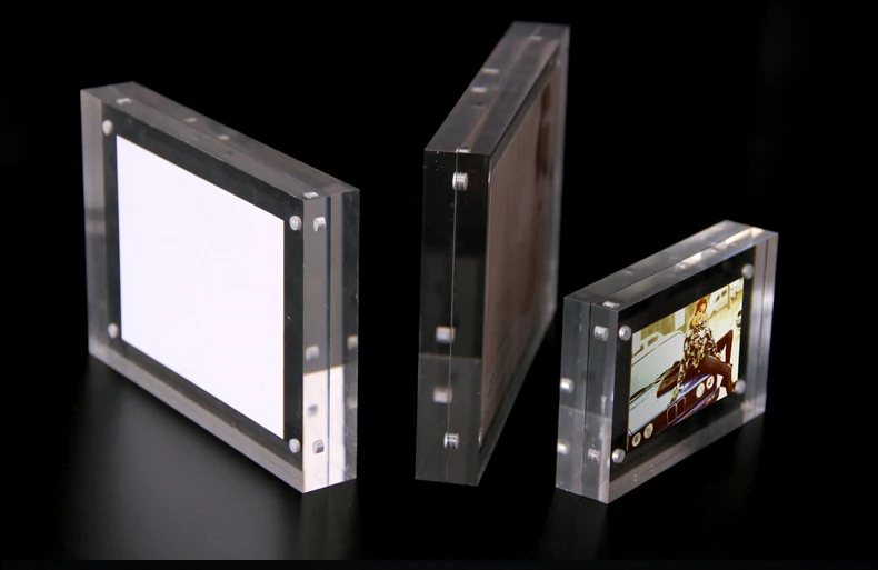 Магнитная акриловая фоторамка 4x6