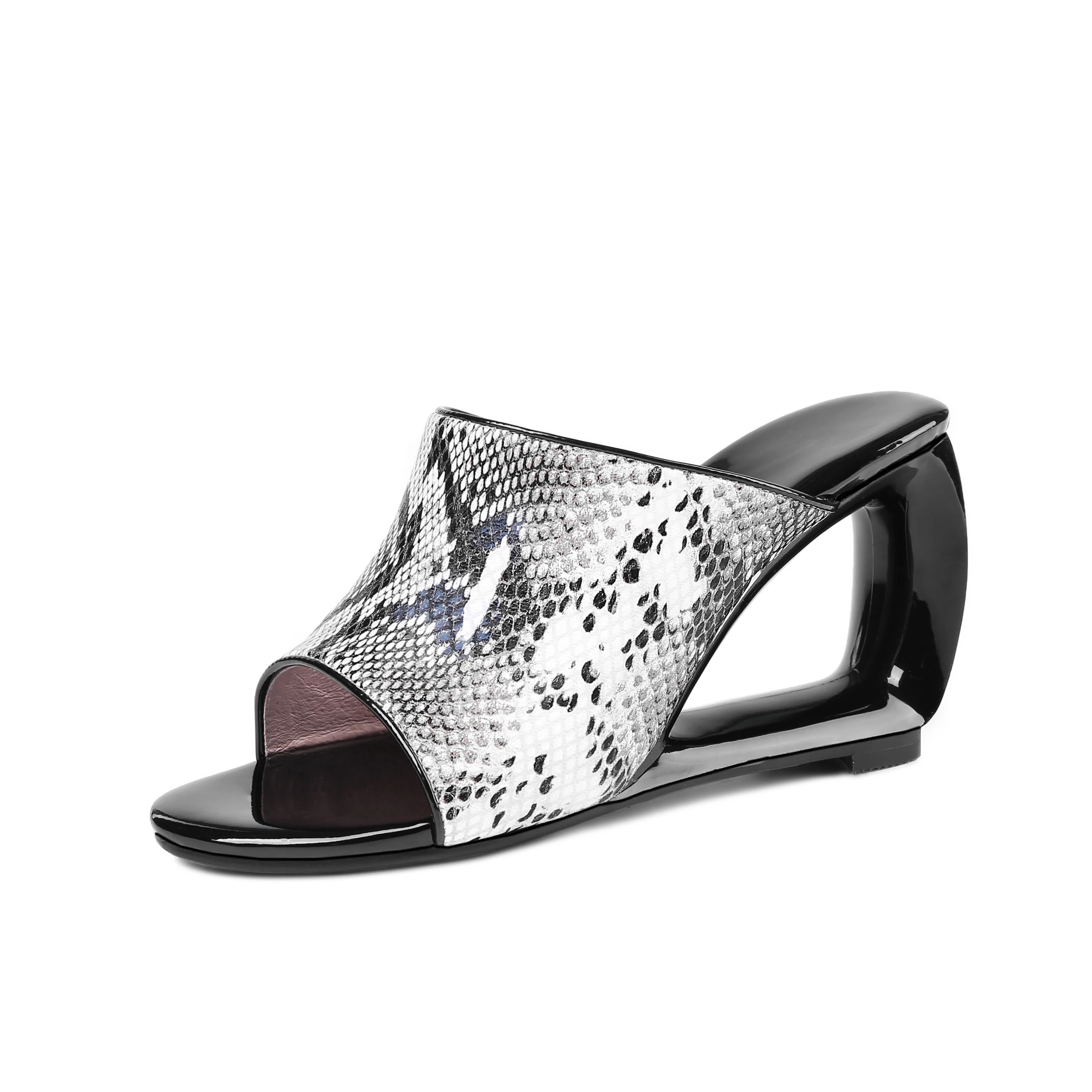 Latest Design Lady Footwear Open Toe Mule Slippers Strange Wedge High Heel Outdoor Slippers Women Shoes Sheepskin Snake Slippers