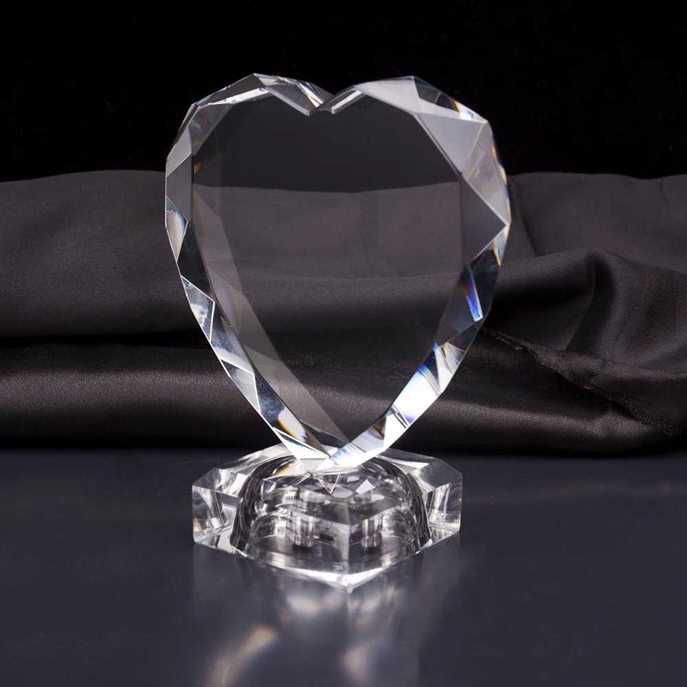 Honor of crystal Romantic Heart Shape 3d Laser Crystal Gift For Wedding