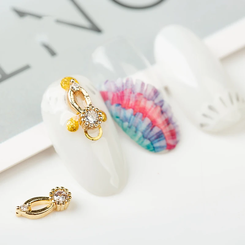 
Nail Art Decorations Super Flashing Tassel Rings Metallic Diamond Jewelry 