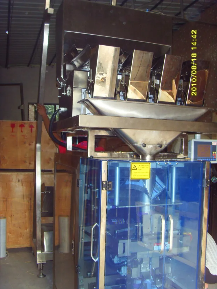 Системы управления микрокомпьютер растворимый кофе порошок делая машину