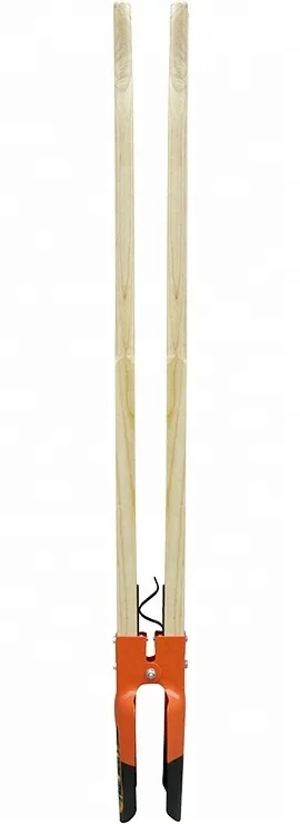  Землекоп с отверстиями 71313 деревянной ручкой