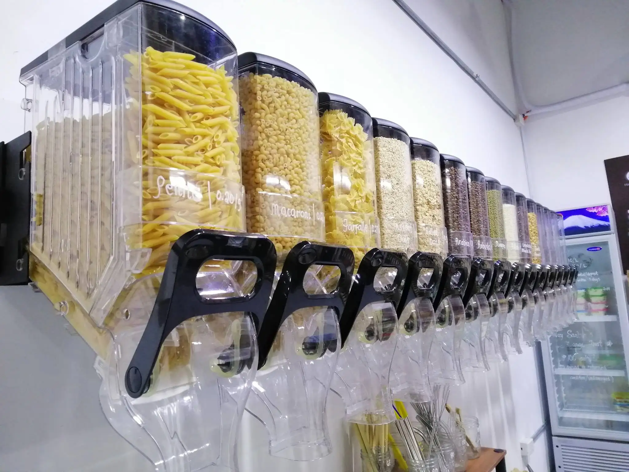 Manufacturer Wholesale Gravity Bins Dry Food Nut Bulk Cereal Bulk Candy Dispenser China Display Storage Boxes & Bins for Cereal