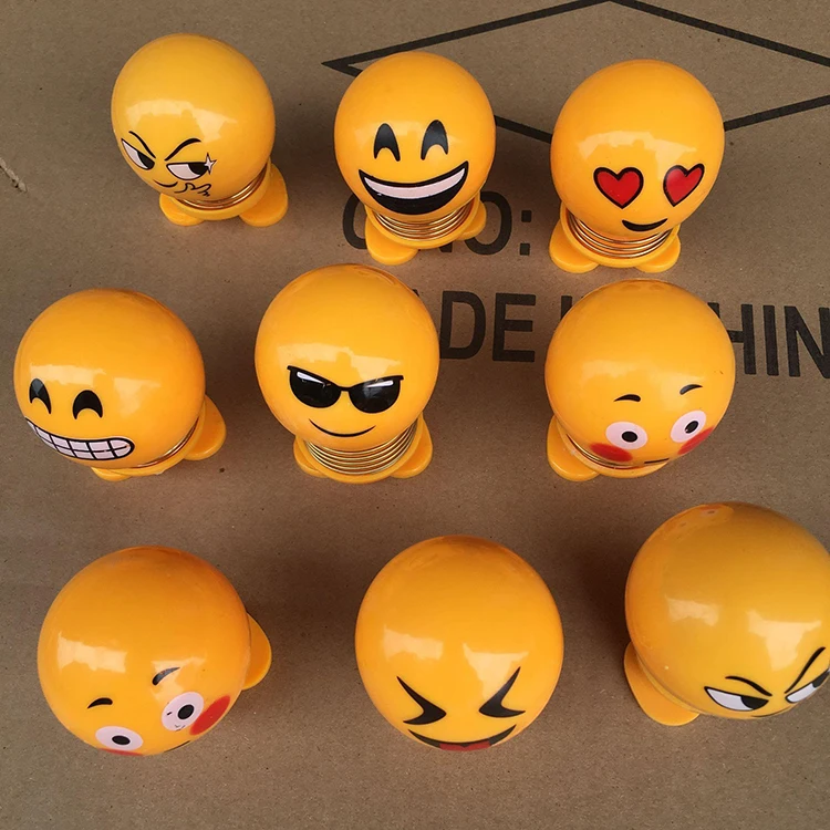 
 Хит продаж 2019, стильные украшения для автомобиля с 14 эмоциями, аксессуары для рабочего стола автомобиля, кукла с улыбающимся лицом и пружинной головой  