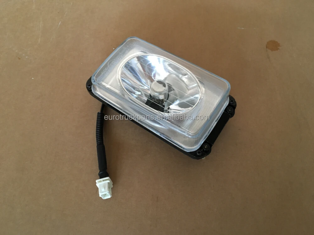 OEM 0028208656 Heavy Duty European Truck Body Parts Actros Mega MP1 Truck Plastic Left Fog Lamp