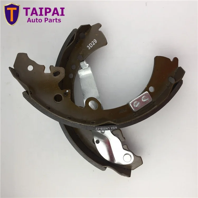  Тормозная колодка для пикапа Toyota Hilux 2004-
