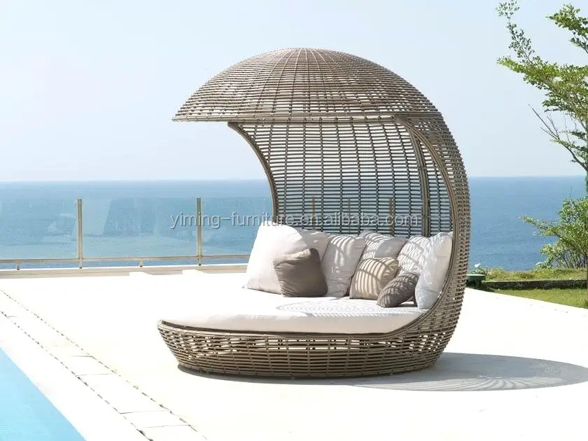 Fashionable new design modern sunbed all weather resin wicker outdoor garden daybed