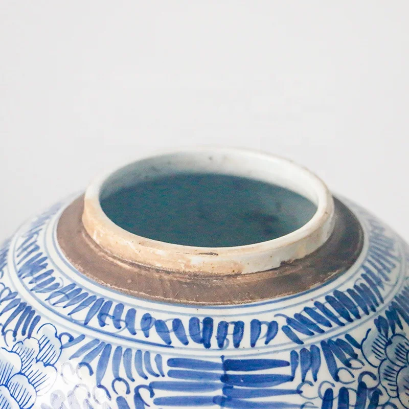 
Jingdezhen blue and white antique peony ceramic jewelry altar for decor 