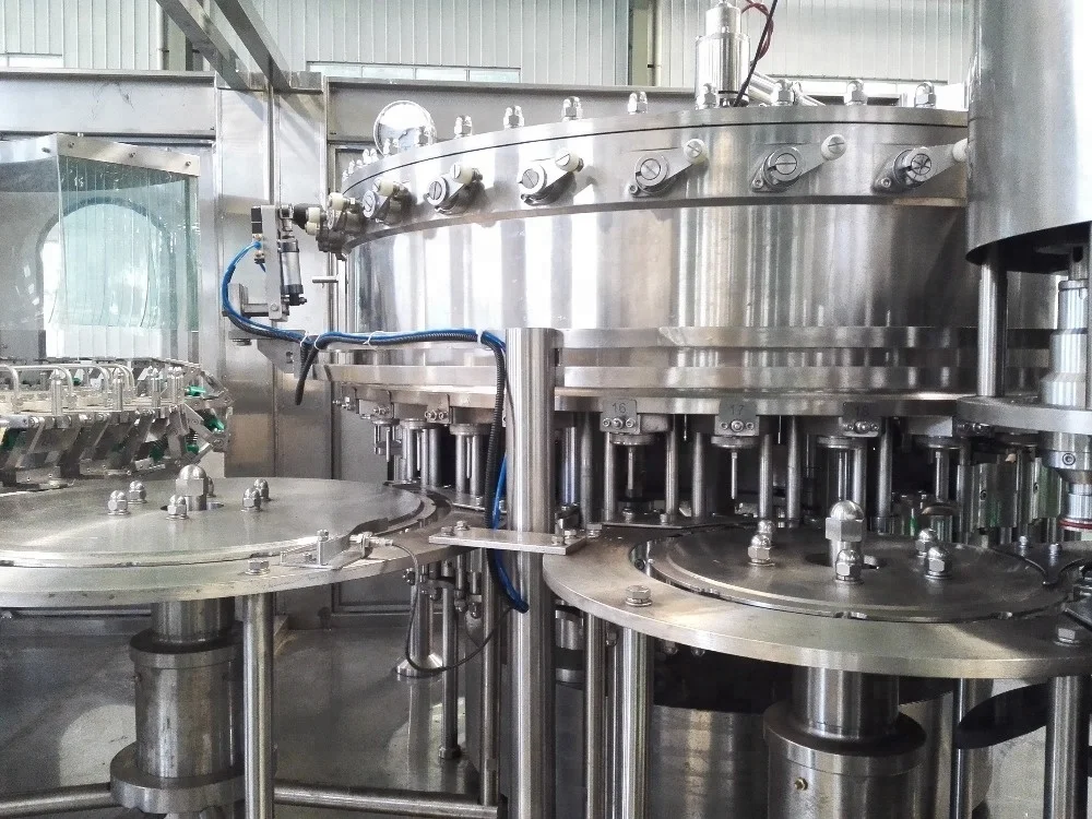 Automatic Drinking Water Filling Machine In Pet Bottles