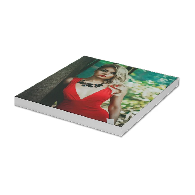 Система графических рамок с алюминиевым силиконовым краем