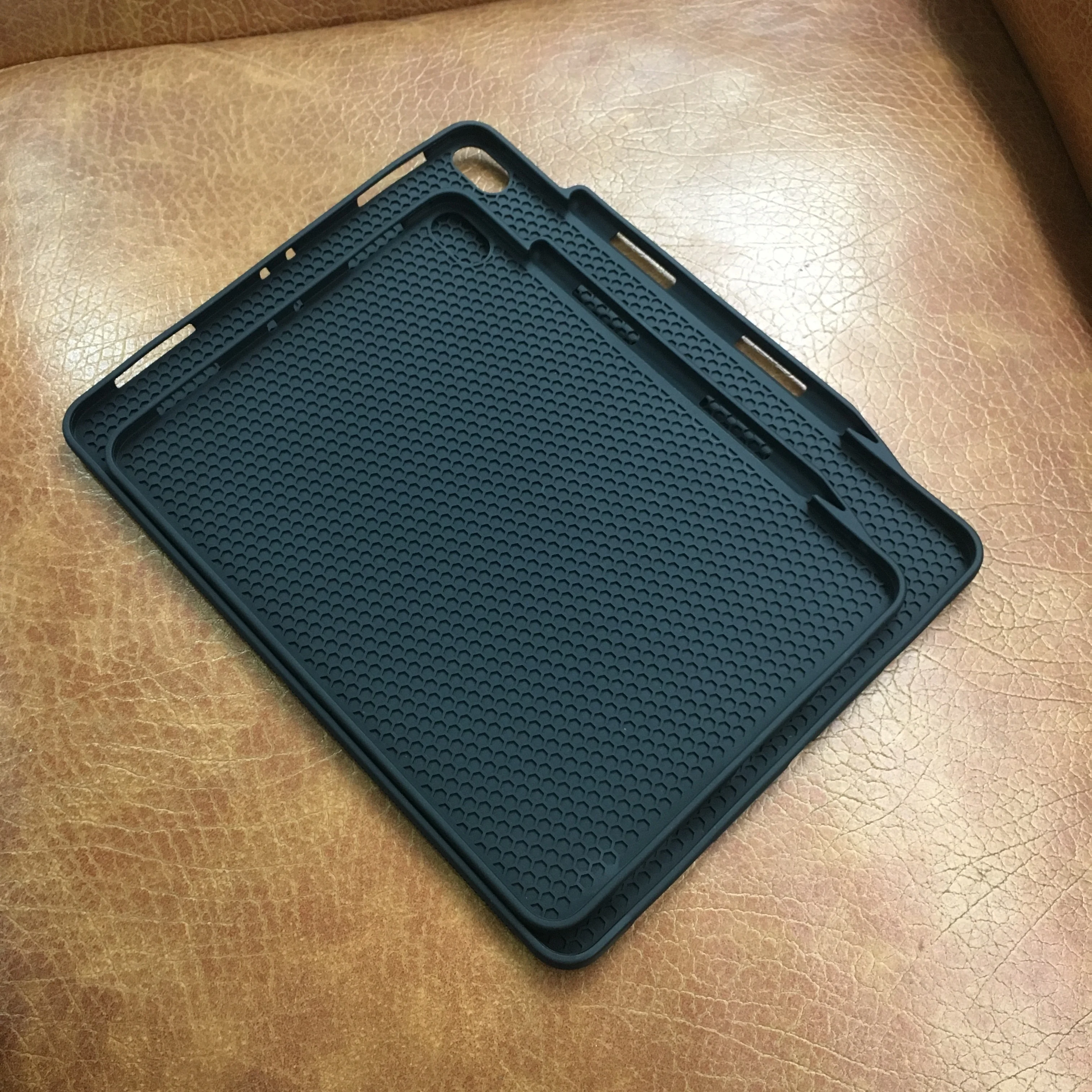 Premium Business Hand Clip Folio Stand Cover Magetic Leather Case For iPad Pro 11 Inch  With Pen Holder