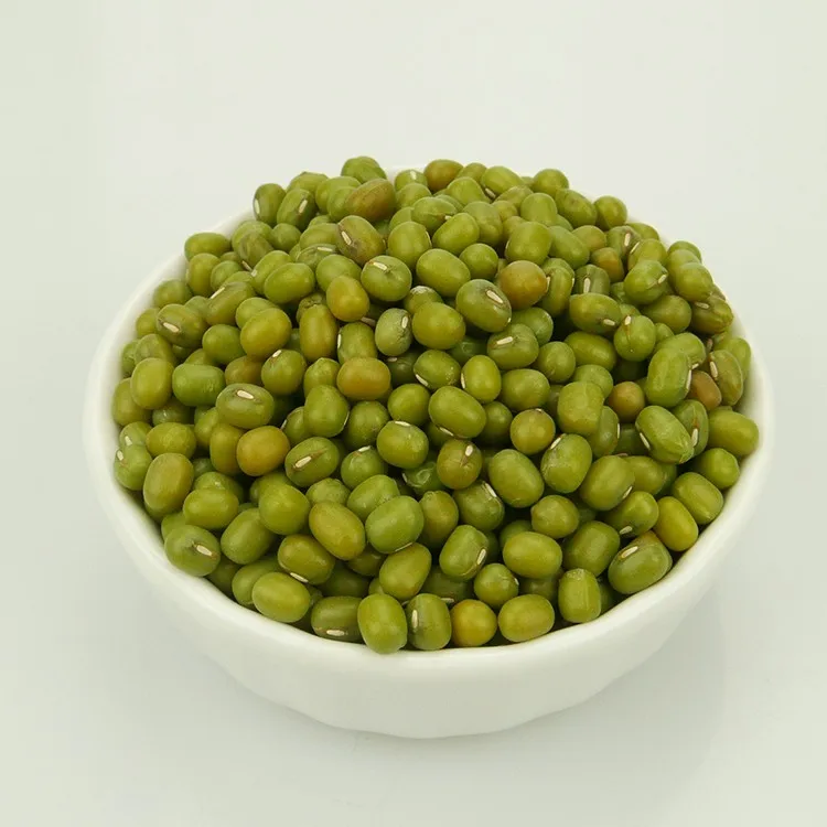 
Well selected small green mung bean 