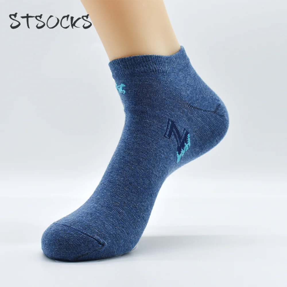 Wholesale Low Cut Mixed Yarn Pure Solid Color Mans Plain Custom Outdoor Sports  Gray Cotton Ankle Socks