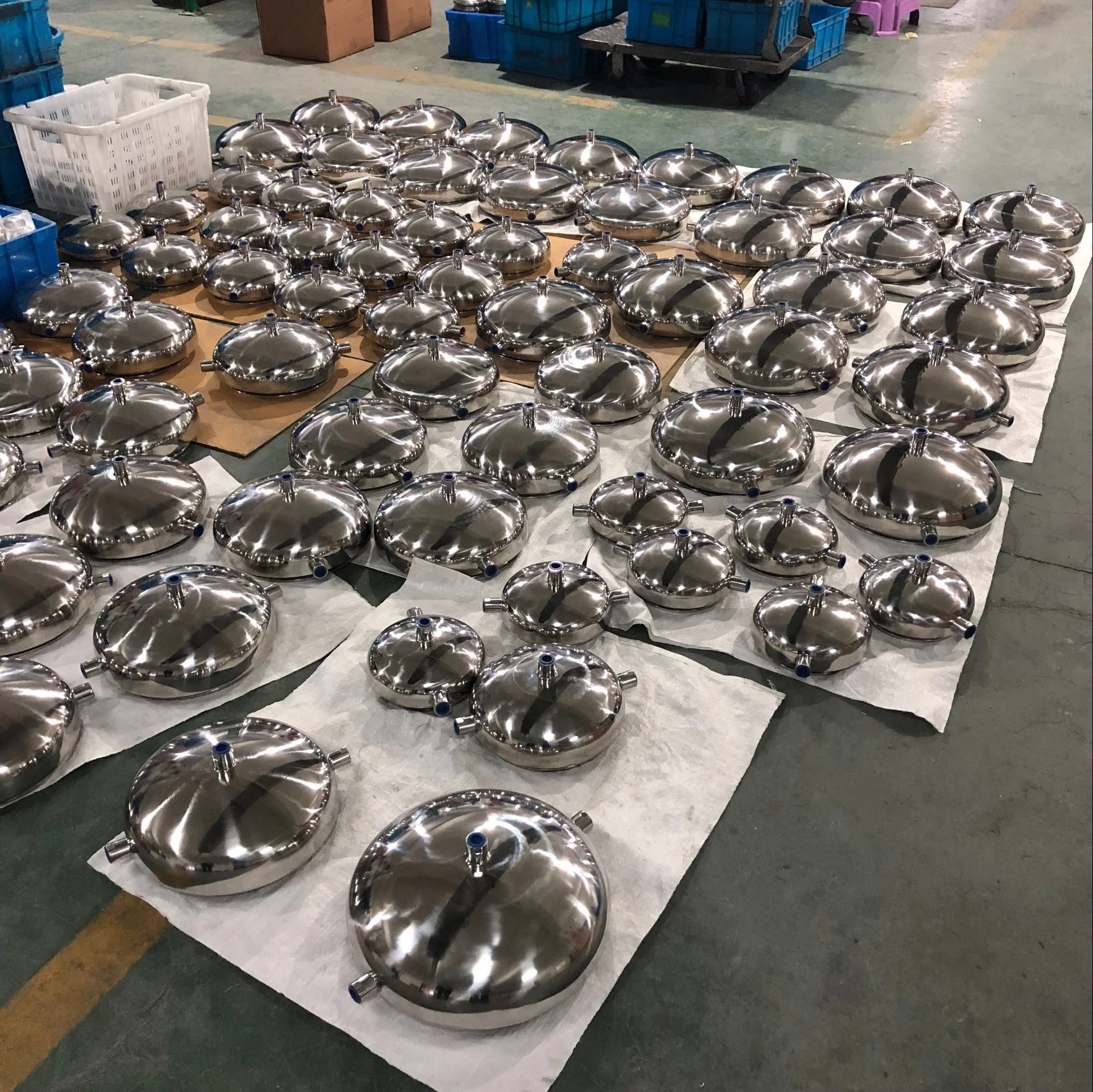 Stainless Steel TriClamp Jacketed Columns With Welded Rounded Bottom Base with female threaded port