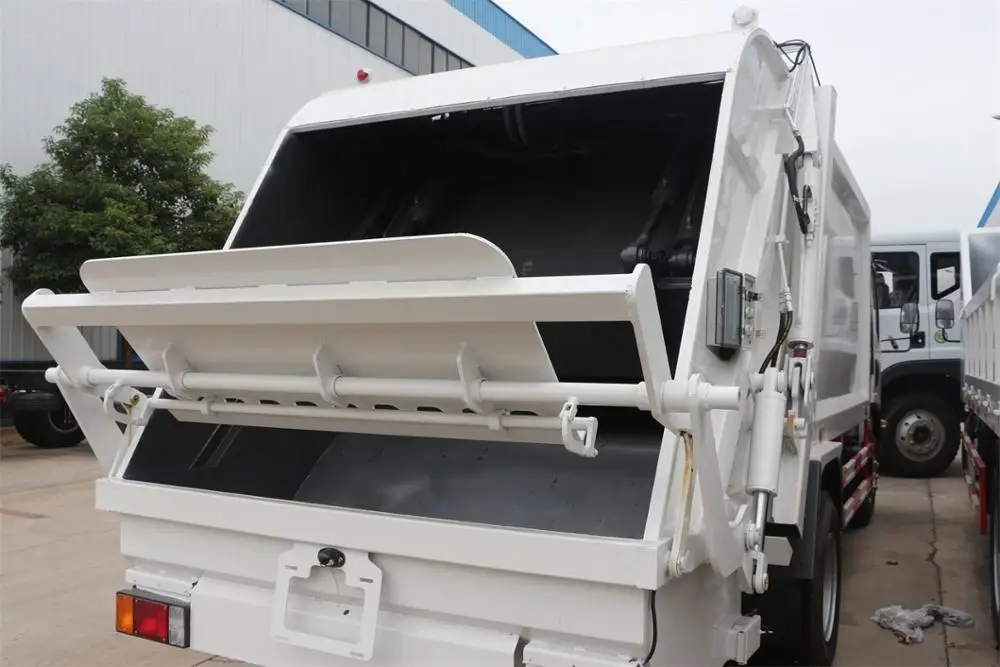 japanese 8 10 cbm  compactor automatic garbage trucks price