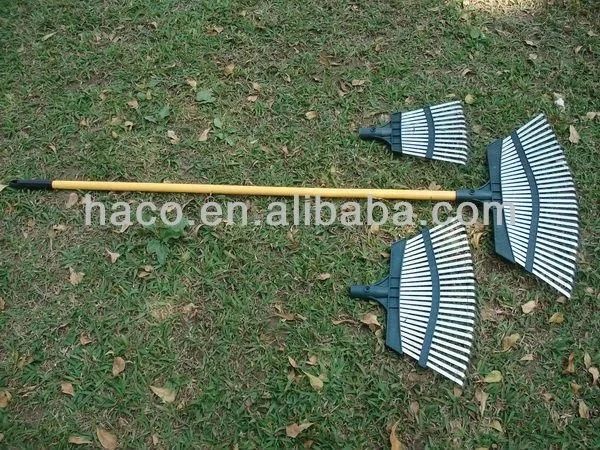 
31 Tine garden flat rake with adjustable 
