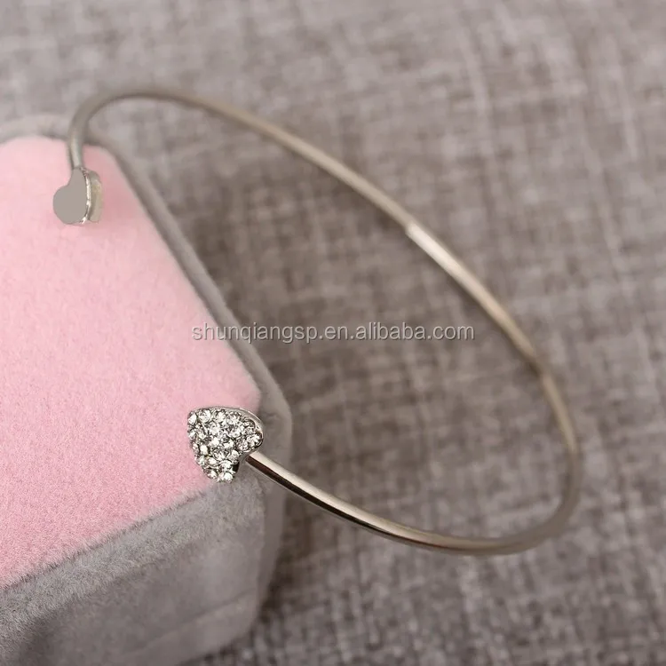 2018 Alibaba hot sale fashion rose gold bracelet for women