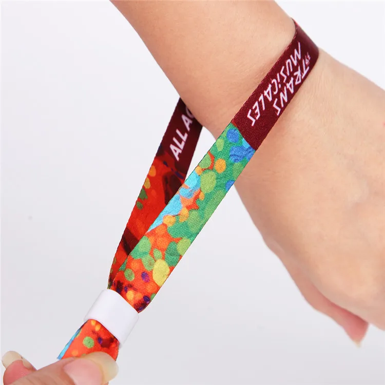 Wholesale printing short keychain football wrist band  custom vocal concert satin lanyard