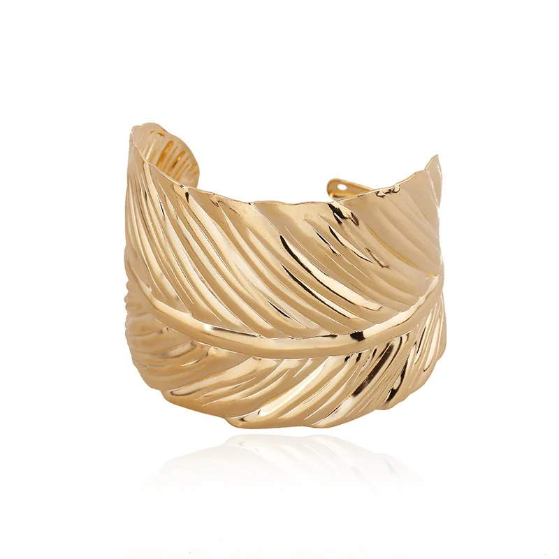 Hot sell unique type gold-plated beautiful feather style for bracelet women