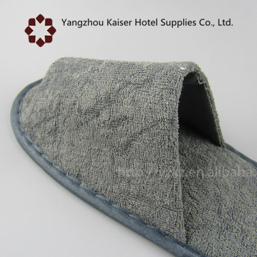 Classical comfortable man terry slippers for hotel