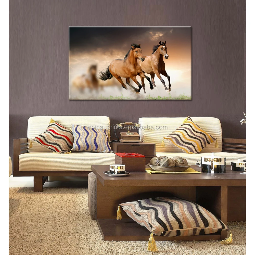 Животных Холст Wall Art лошадей работает на поле отпечатки холсте оформлена и потянулся висит стене
