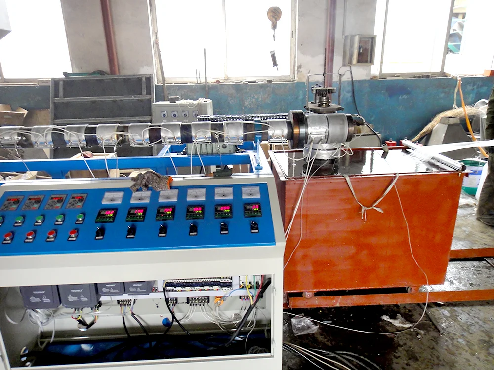 two steps PP PE plastic pelletizer high efficiency double stage plastic flakes pelletizer machine