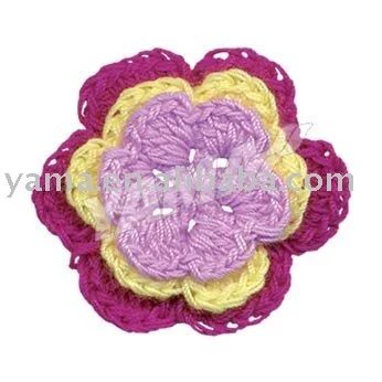 Необычное художественное оформление ручной работы красочные цветочные вязание крючком аппликация