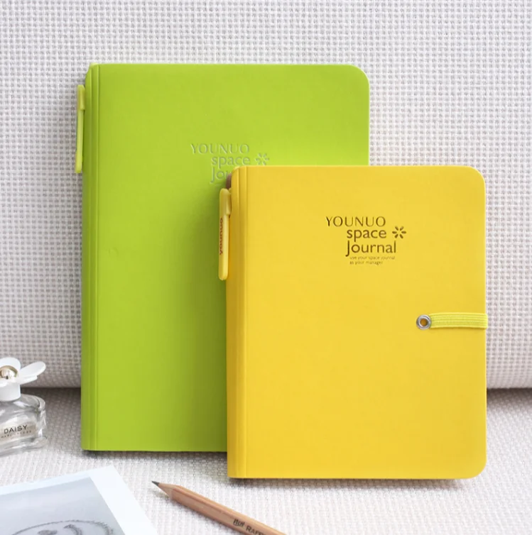 2020 Custom dot grid a5 journal notebook with pen holder