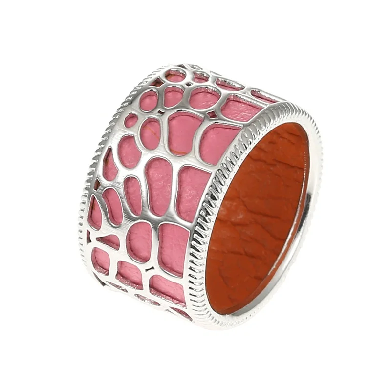 
Wholesale Environmental Brass Platinum Plated Hollow Geometric Design 12.5mm PU Leather Copper Metal Thumb Band Engagement Ring 