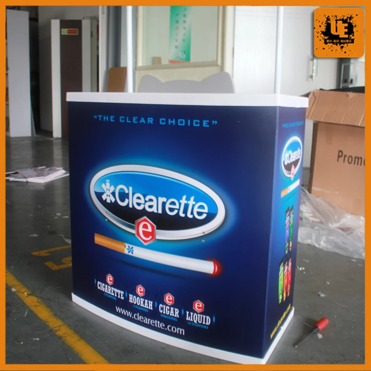 Рекламный складной рекламный стол из полипропилена портативный выставочный для розничной