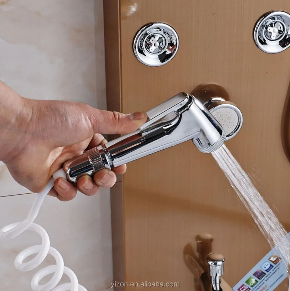 Золотистый корпус из нержавеющей стали, водопад, дождевая душевая панель, массажные струи, ручной распылитель, кран для ванны