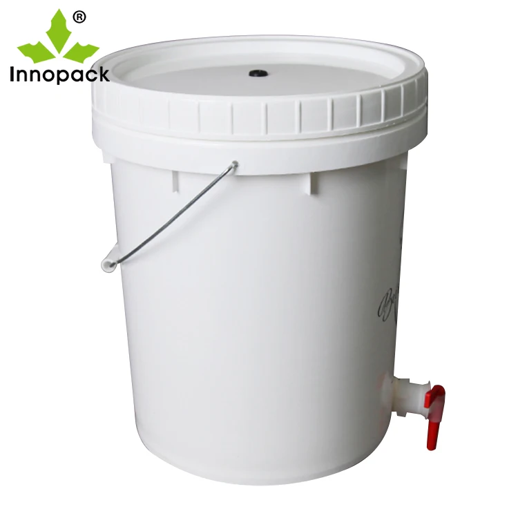20  liter hot selling food grade plastic bucket with screw lid and tap