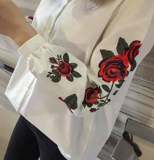 Spring and summer new han fan big code loose fashion stripe embroidery blouse