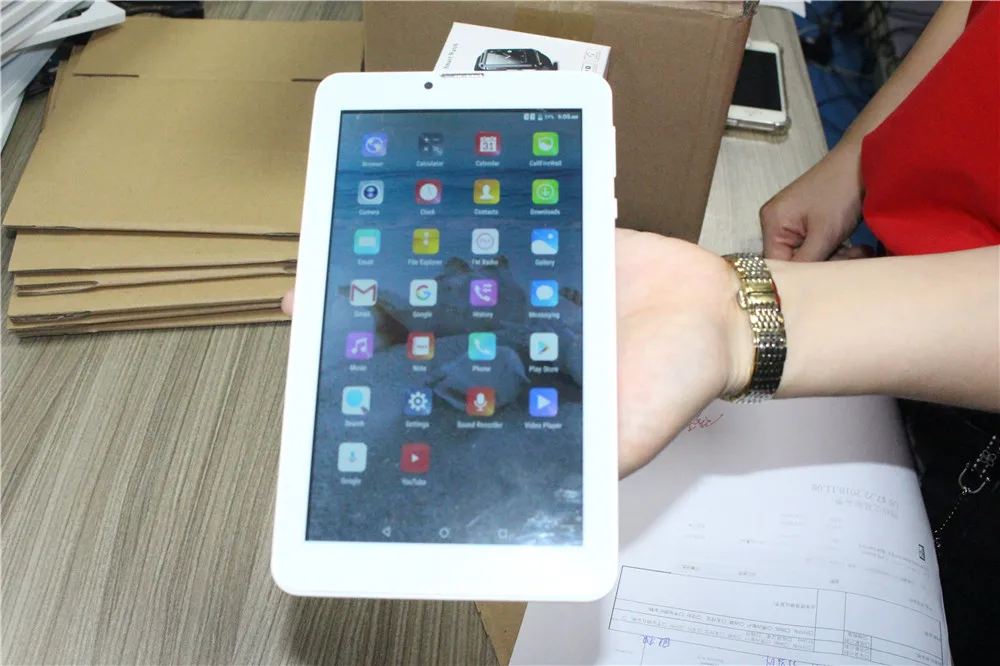 2019 hot sale custom made 7 inch 3g tablet pc with screen 1024*600 3g phone tablet 706