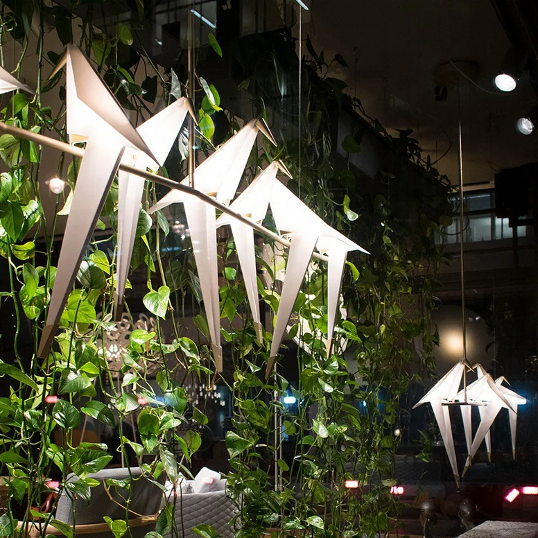 L4u Nordic Gold Finish Creative Fashion Art Swing Bird LED Chandelier Hanging Lamp Pendant Light for Living Room Restaurant