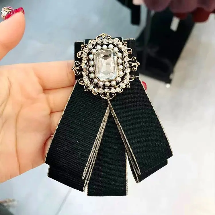 
wholesale korean luxury rhinestone pearl brooch for shirt dress bow tie for women 