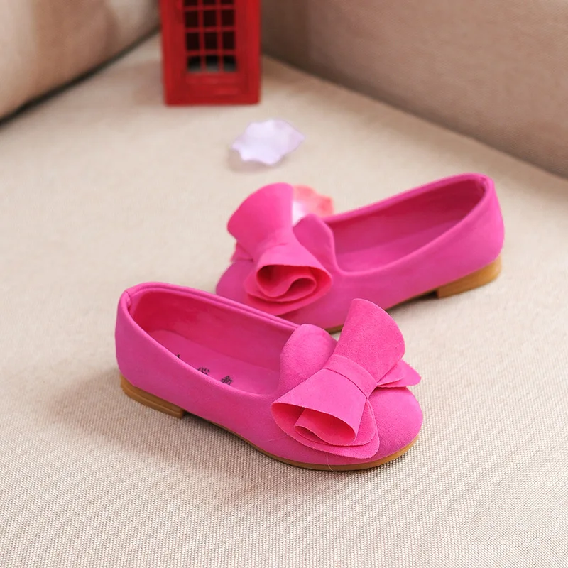 
leisure shoes girl children shoes rivets soft soled leather shoes 