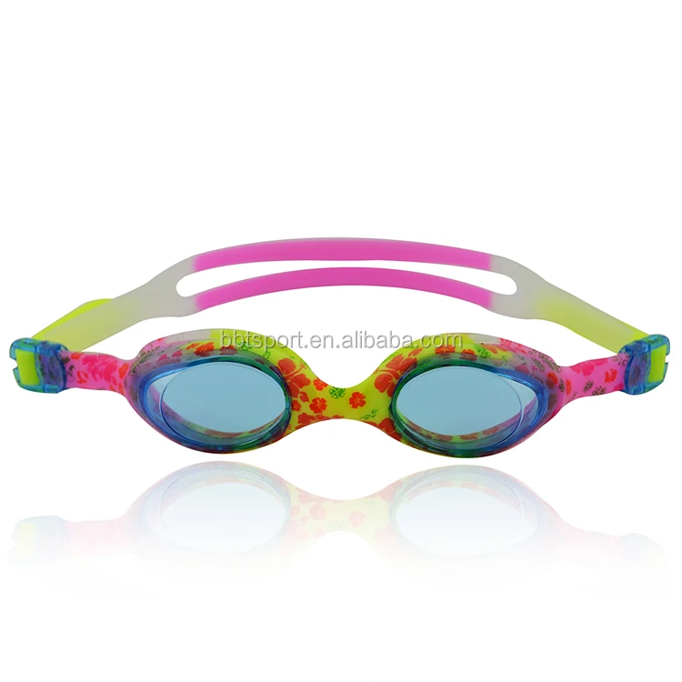 Teenager swimming goggles