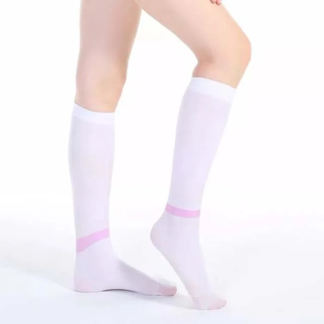 Белый против эмболии смотровым отверстием компрессионные чулки поддержки от варикоза вен