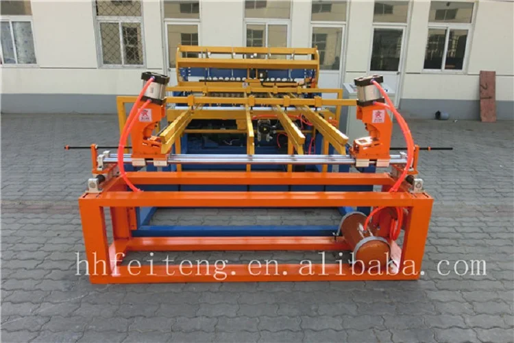 Welding wire mesh making machine for bird cage