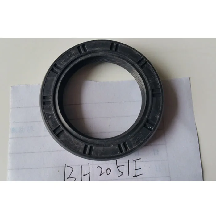 40*58*11 real Oil Seal 90311-40001  BH2051E