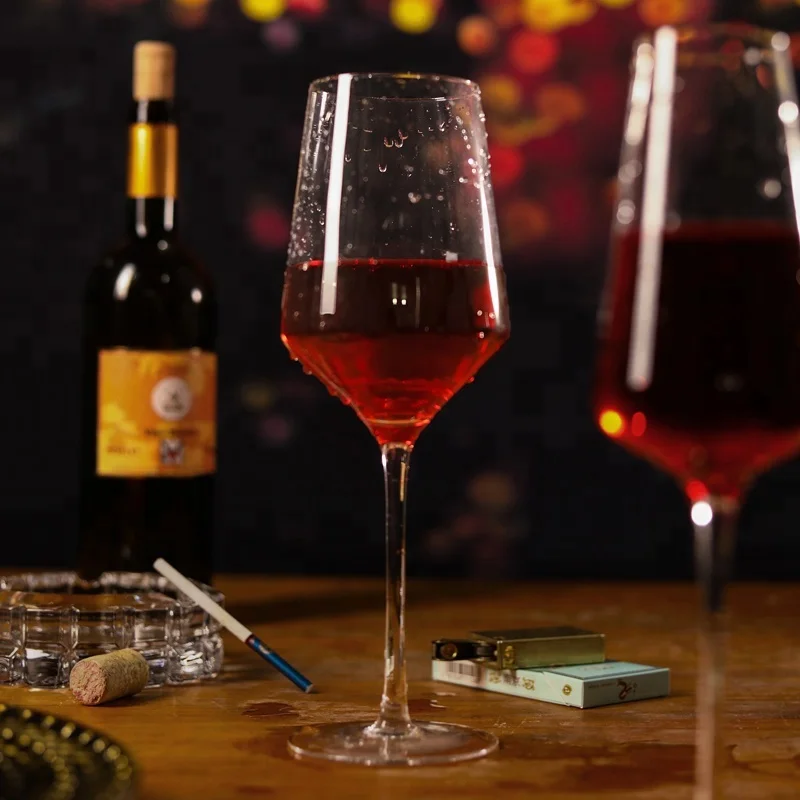 OEM Logo Personalized Mouth Blown Lead-free Crystal Clear Bordeaux Wine Glass