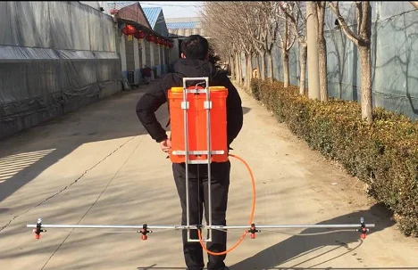 battery boom sprayer with 4 nozzles and 6 nozzles