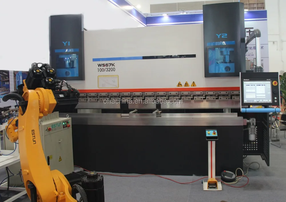 CNC Synchronized Press Brake Robotic Metal Bending Hydraulic Press Brake Forming