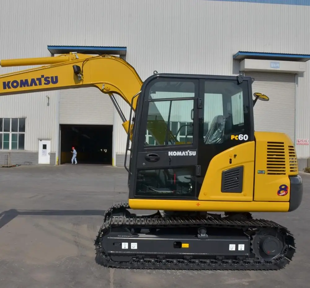 Komatsuu подержанный экскаватор Komatsuu PC60-8 в хорошем состоянии на продажу