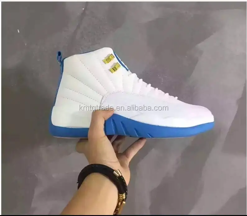 Новые баскетбольные туфли, удобные мужские спортивные туфли смешанных цветов для прогулок