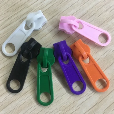 5 # пластиковый ползунок из ПВХ