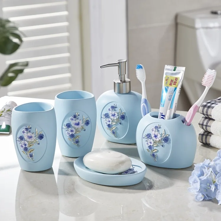 Flower Pattern Bathroom Product Blue Color Polyresin Accessory Bath Sets