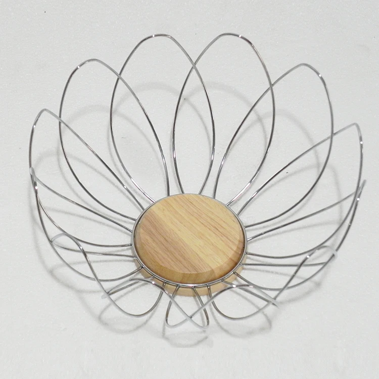 Modern design innovative flower shape basket household use metal wire & wood fruit basket