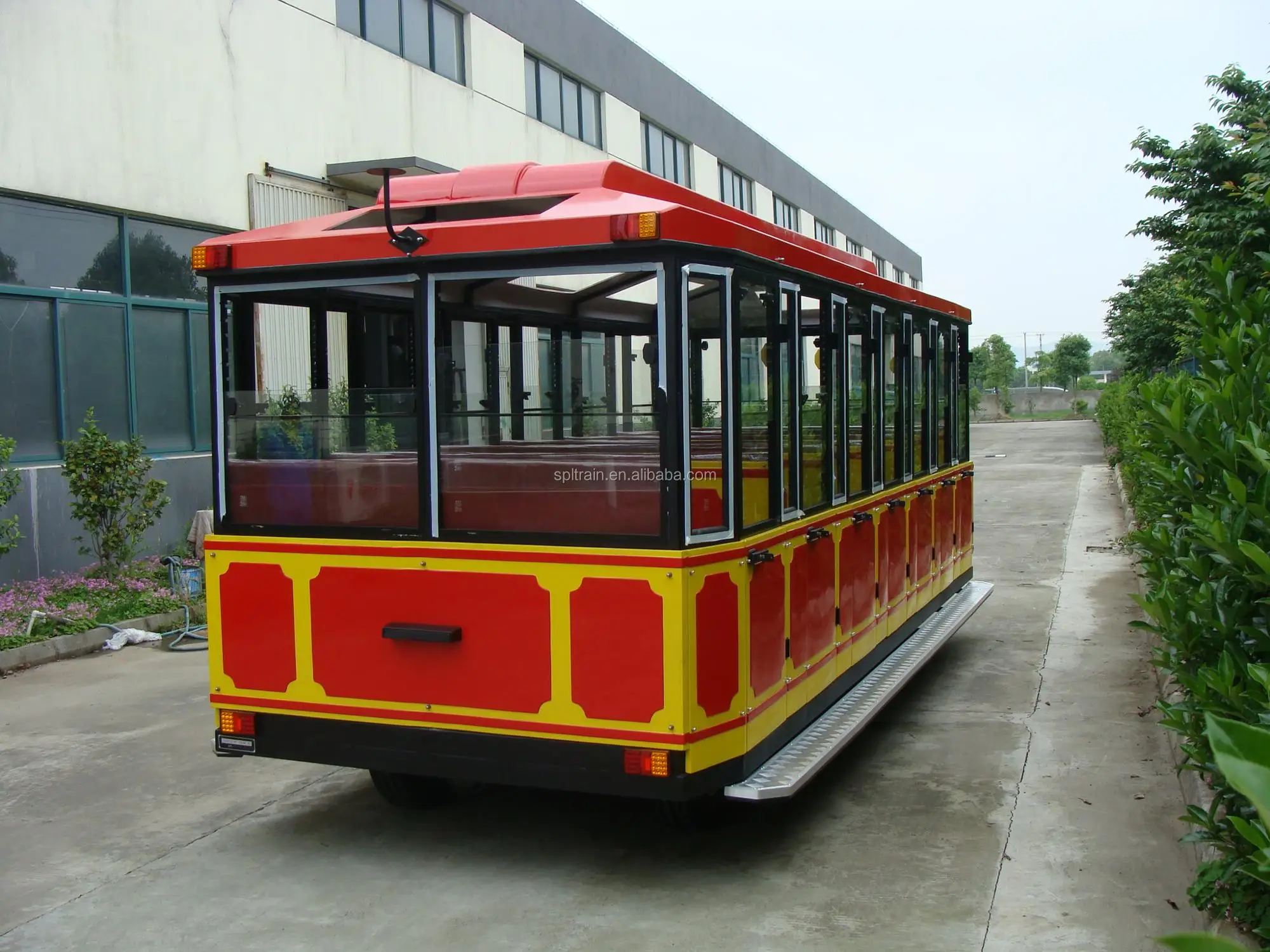
28 seats passenger trailer coach trolley 
